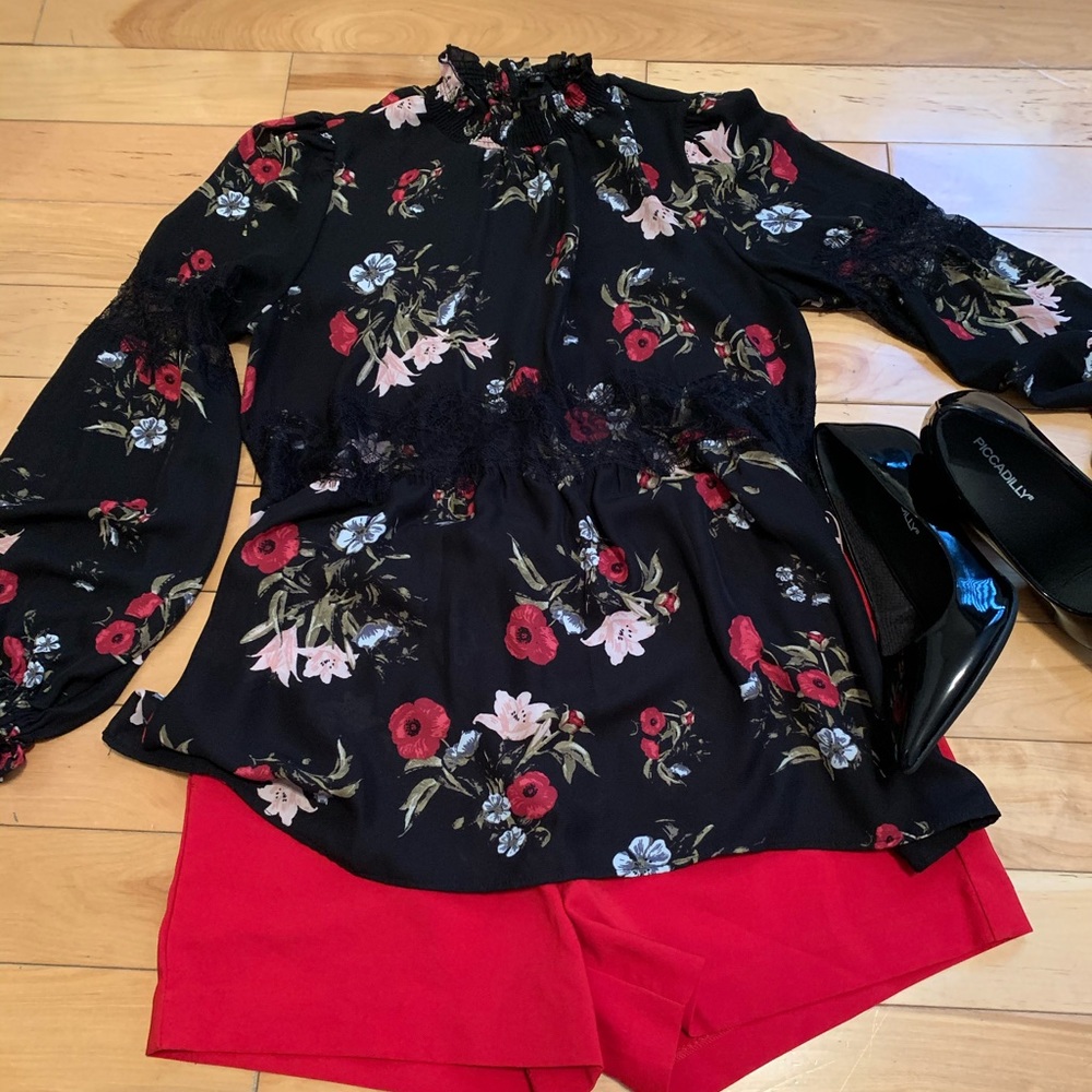Dynamite - Peplum floral blouse